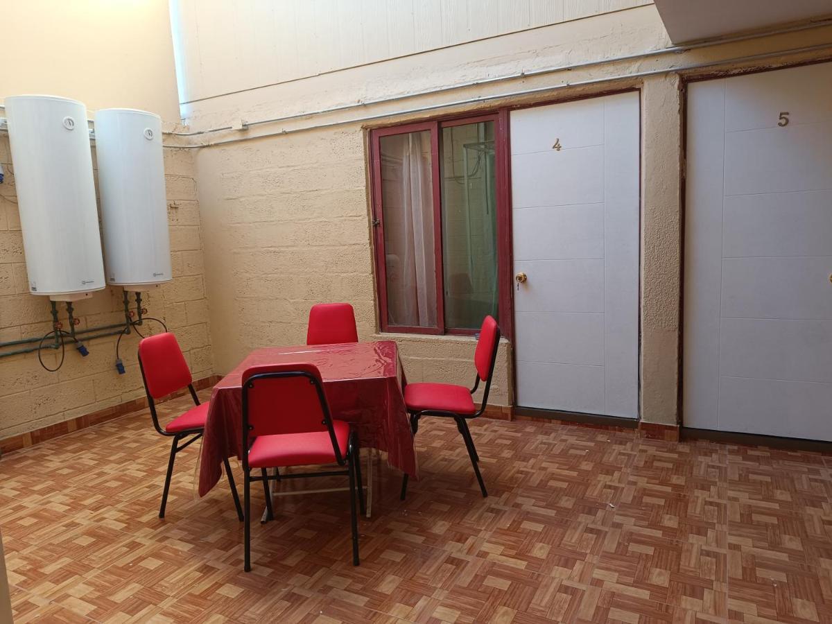 كالاما Hostal Ollague, Habitaciones Con Bano Privado المظهر الخارجي الصورة